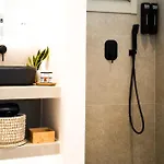 Apademia Luxury Residences Apartment *
