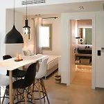 Apartment Apademia Luxury Residences *