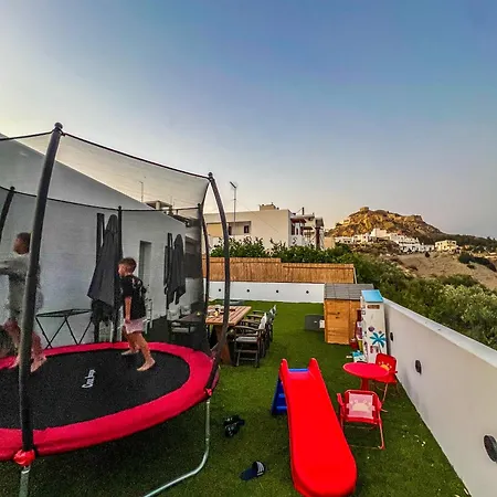 Apademia Luxury Residences דירה