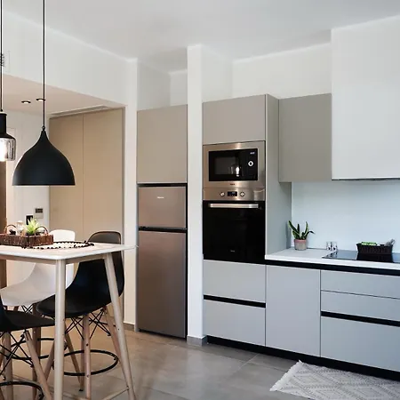Apademia Luxury Residences Apartment Skyros